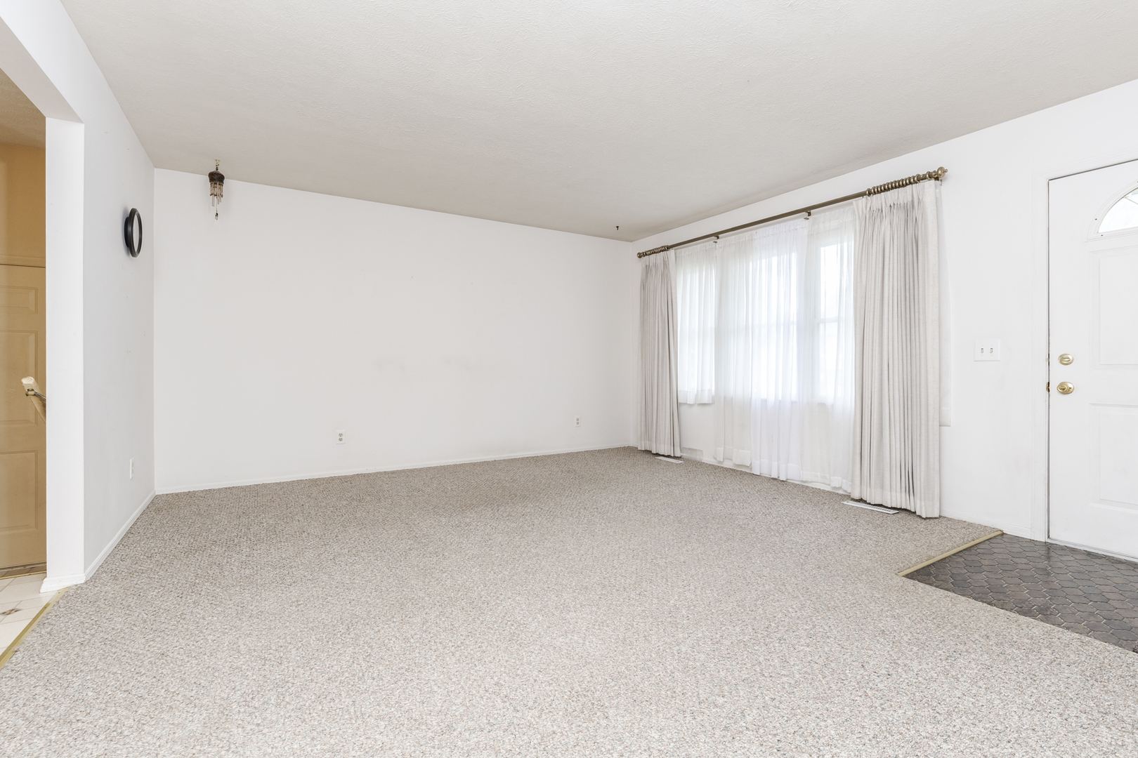1722 Hoover Drive Property Photo 3