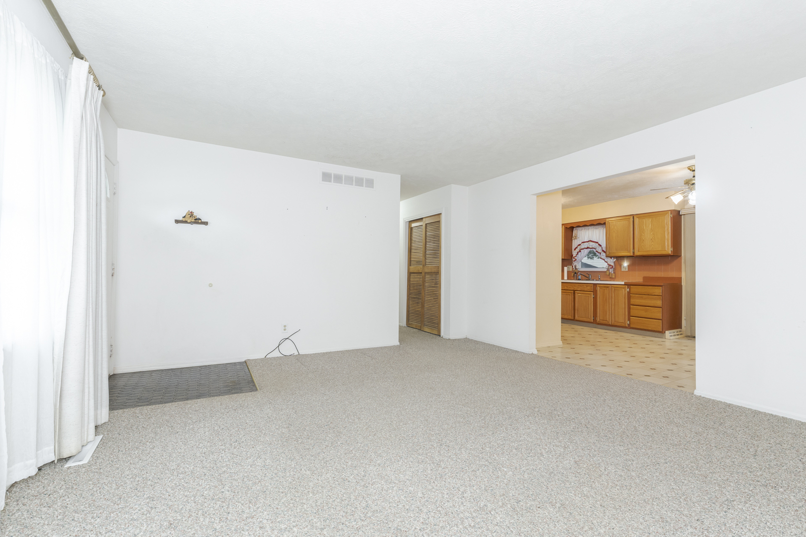 1722 Hoover Drive Property Photo 5