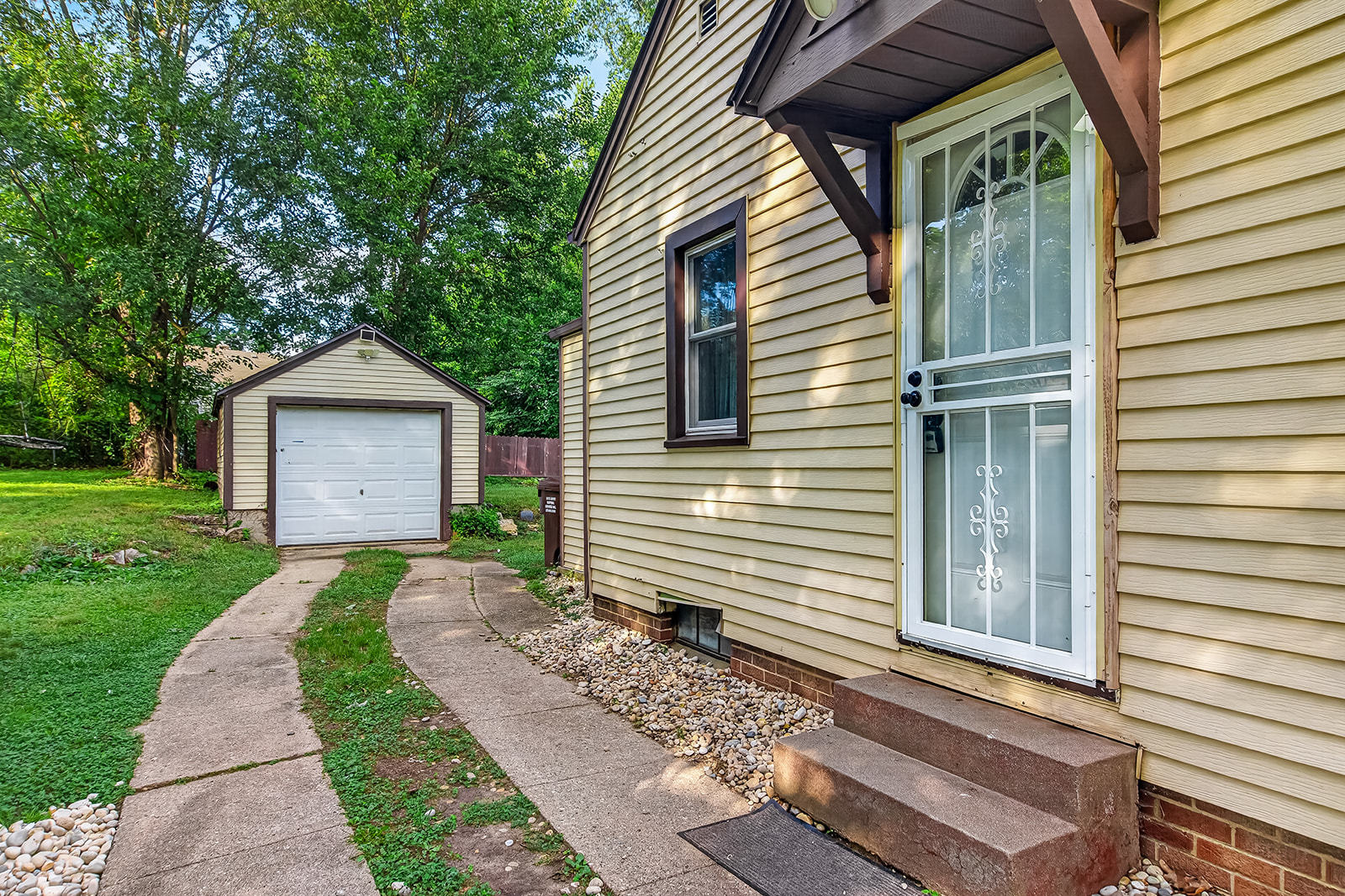 3308 California Road Property Photo 5