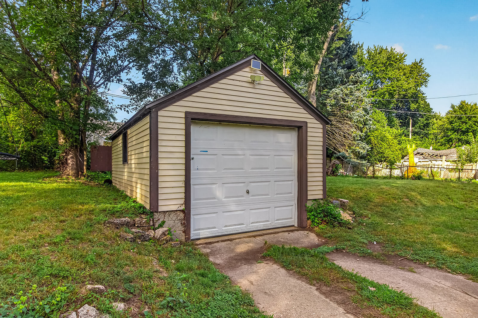 3308 California Road Property Photo 6