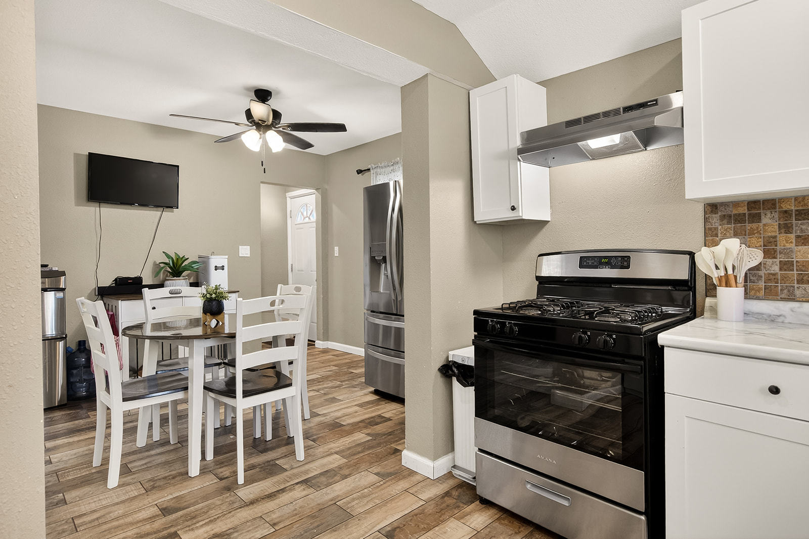 3308 California Road Property Photo 21