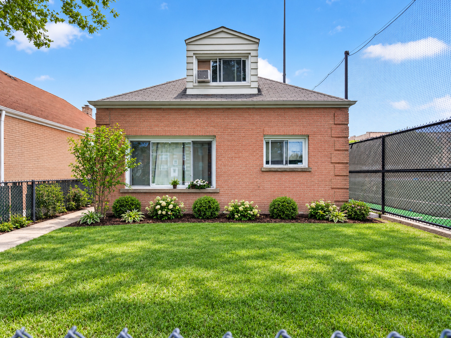 2130 W Highland Avenue Property Photo 1