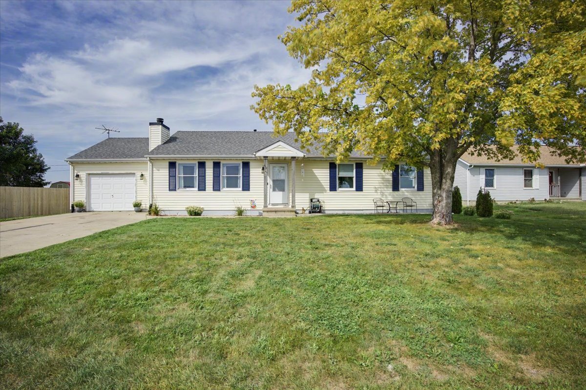 414 N Kathleen Street Property Photo 2