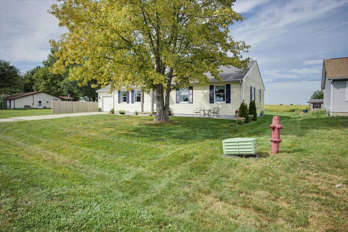 414 N Kathleen Street Property Photo 4