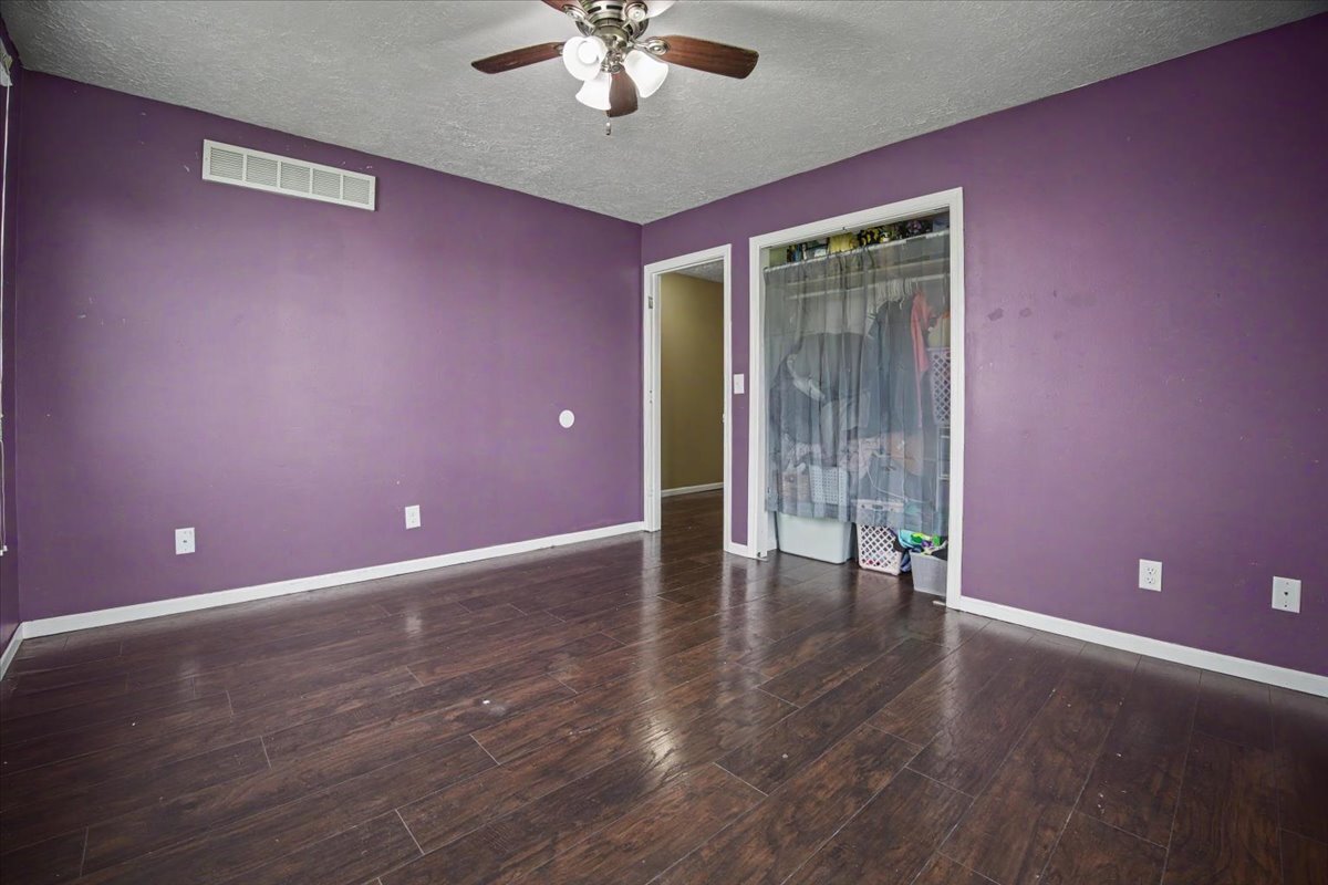 414 N Kathleen Street Property Photo 15