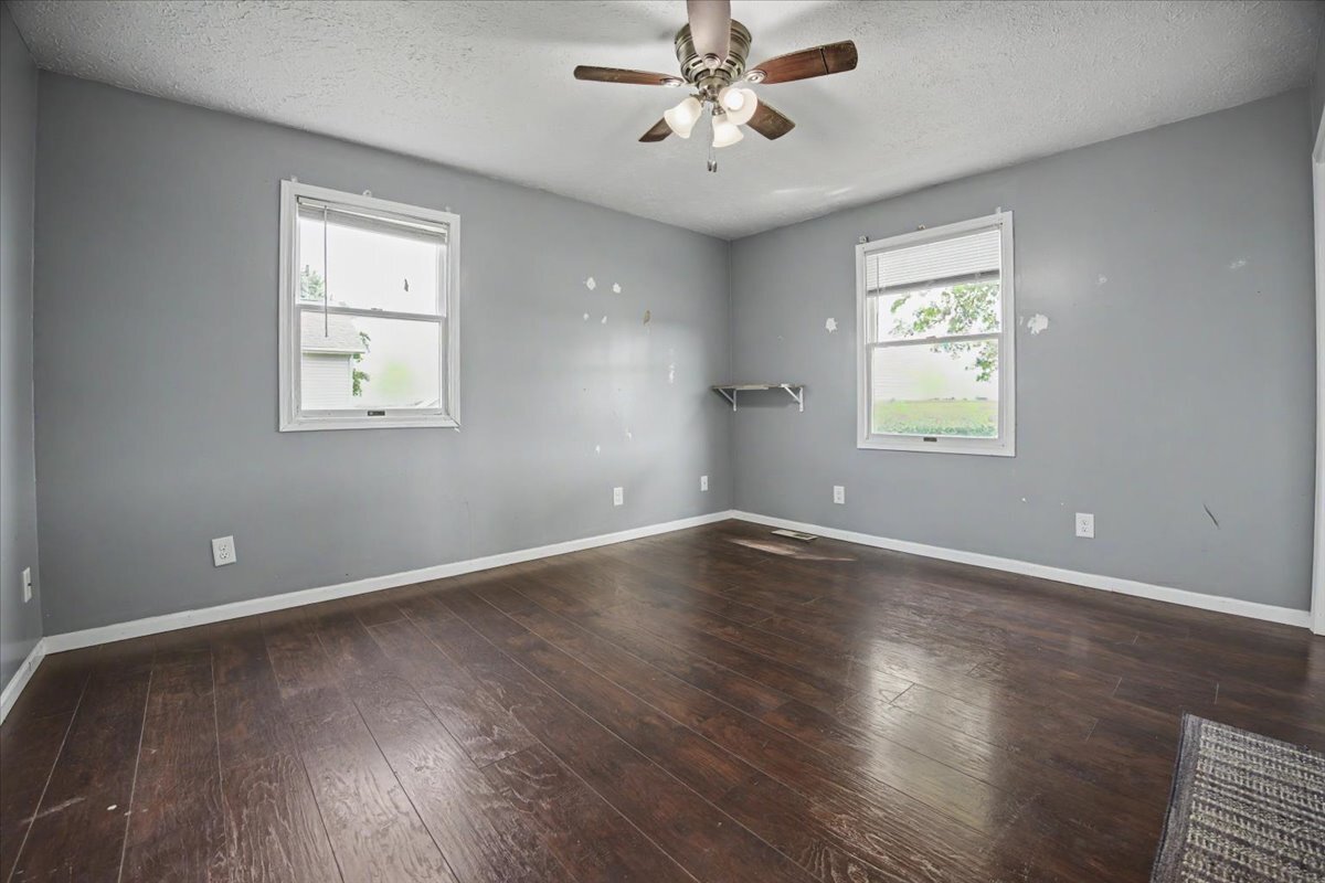 414 N Kathleen Street Property Photo 16