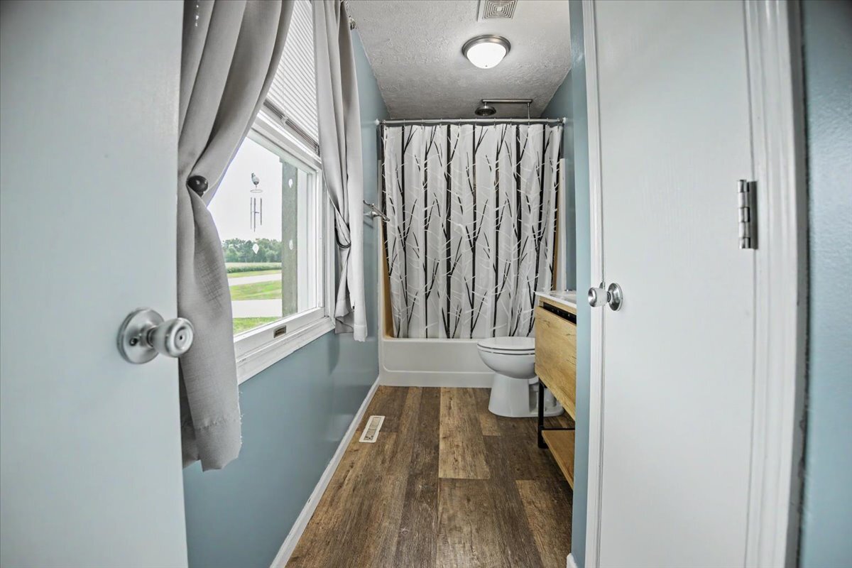 414 N Kathleen Street Property Photo 18