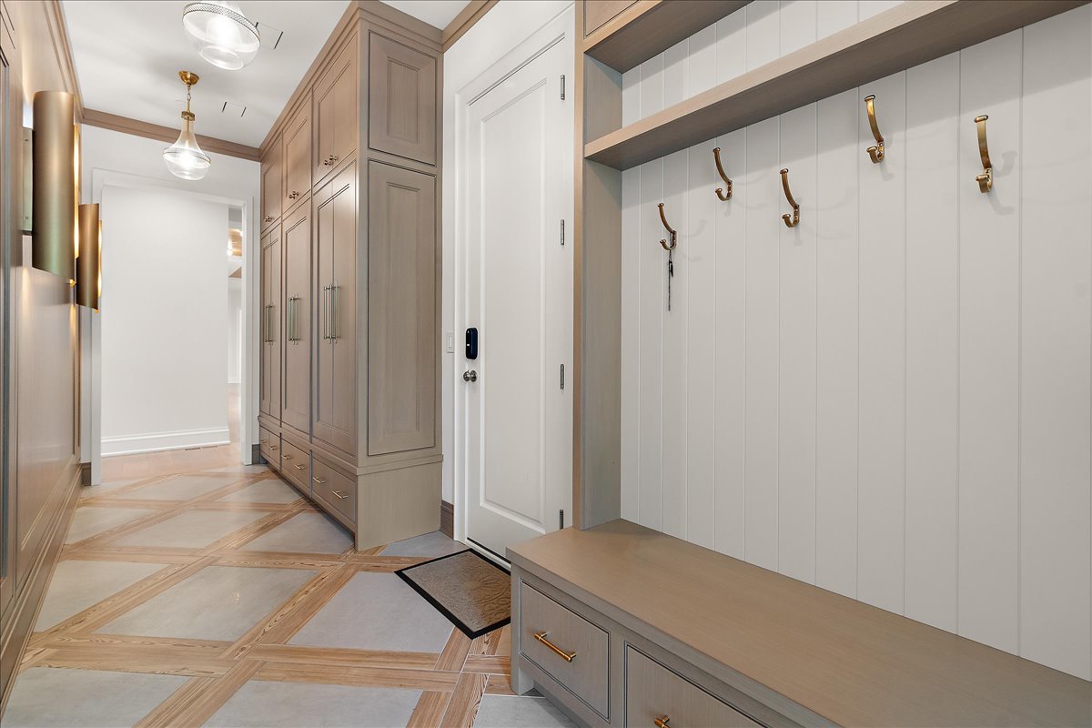 12752214 Property Photo 48