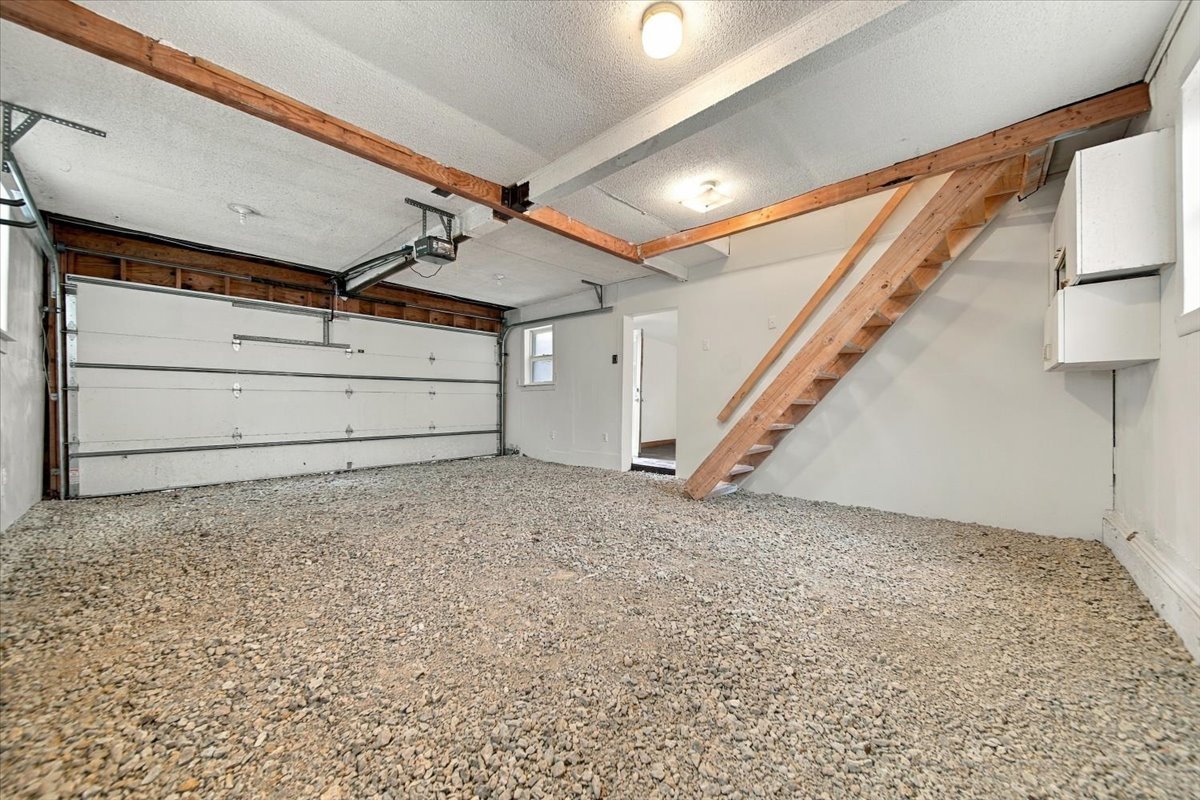 607 N 1st Street Property Photo 25
