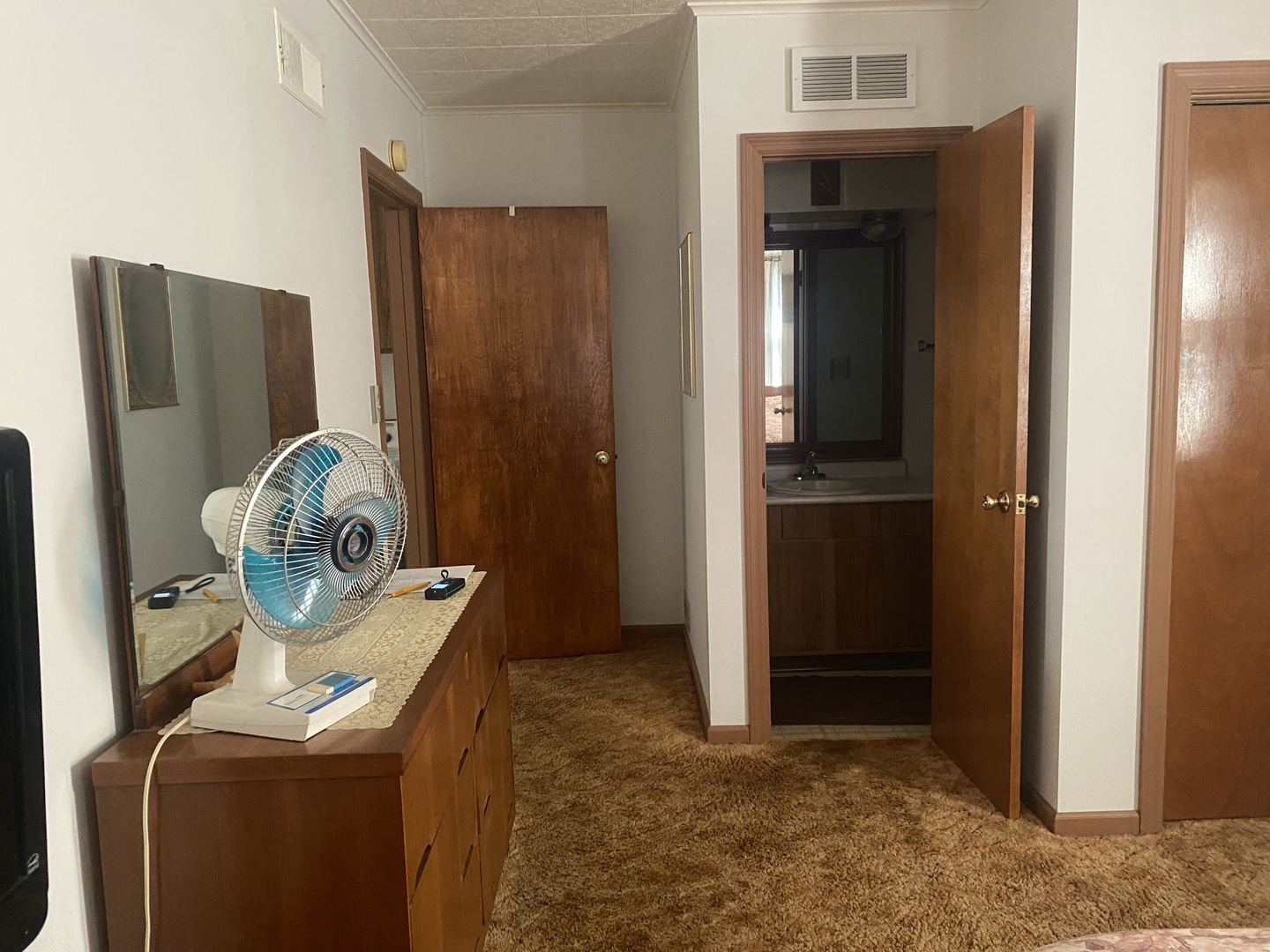 1415 Little Main Street Property Photo 11