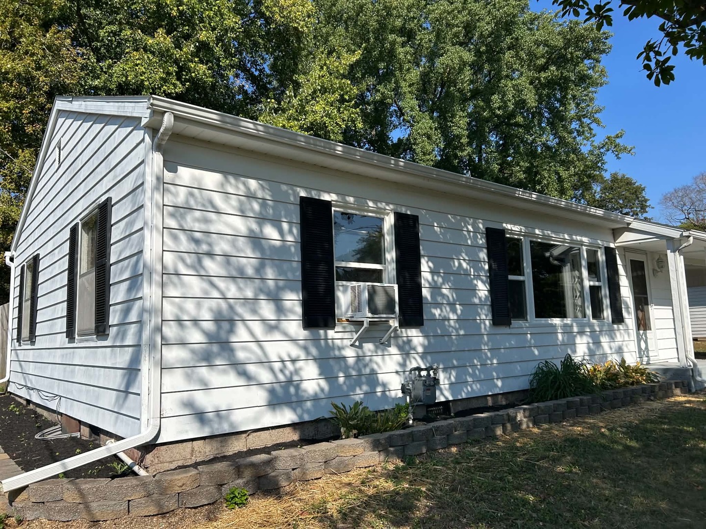 433 Marteeny Street Property Photo 12