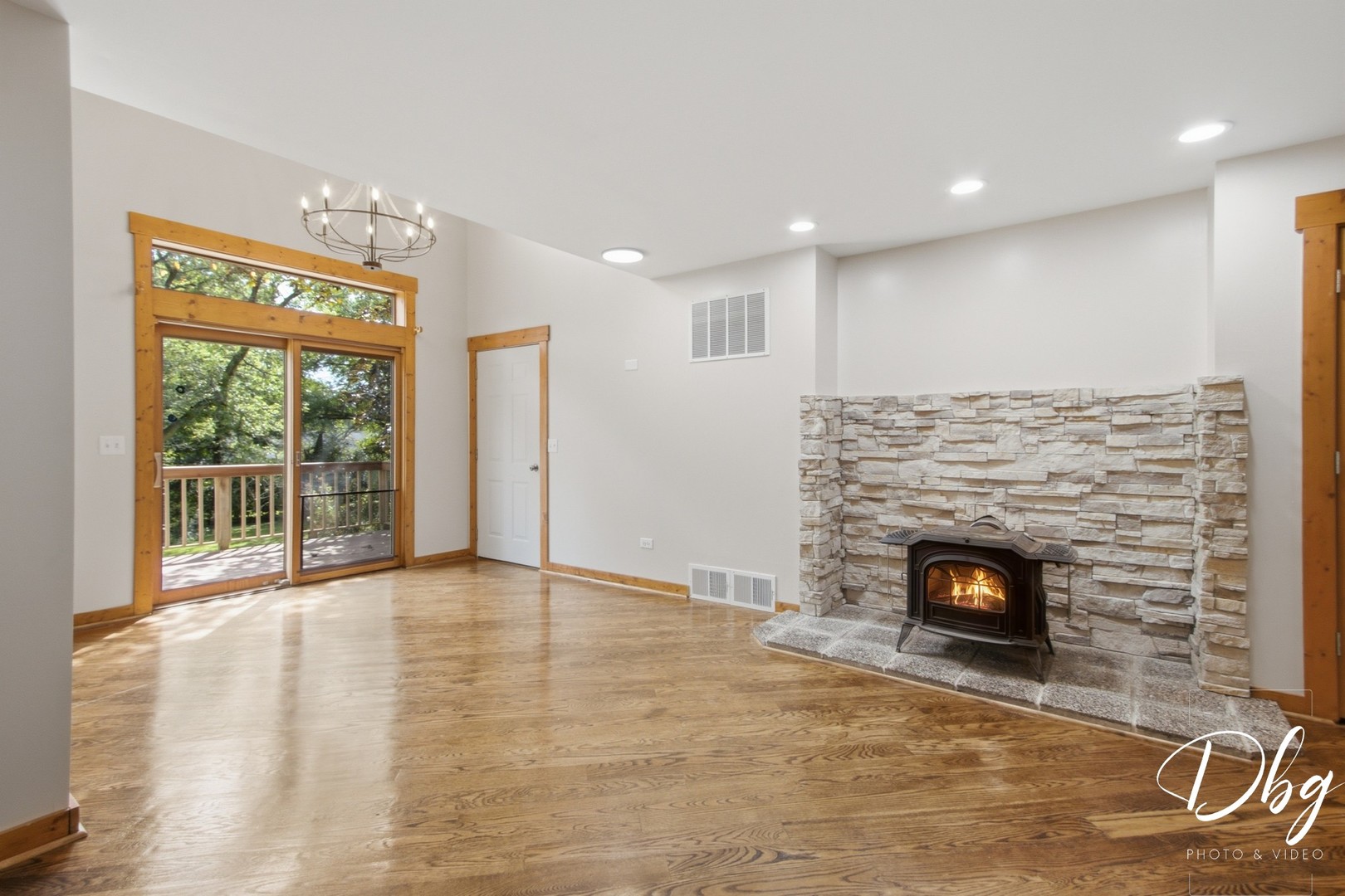 26227 W Forest Court Property Photo 6