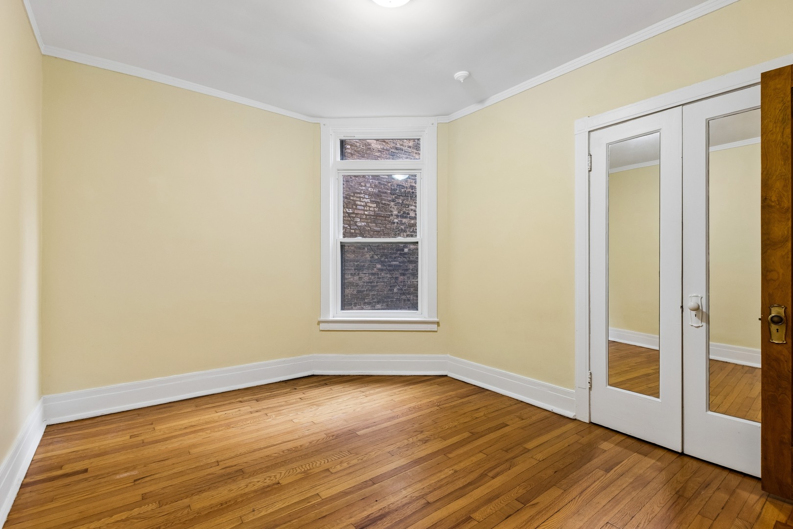 1130 W Morse Avenue 2e Property Photo 14