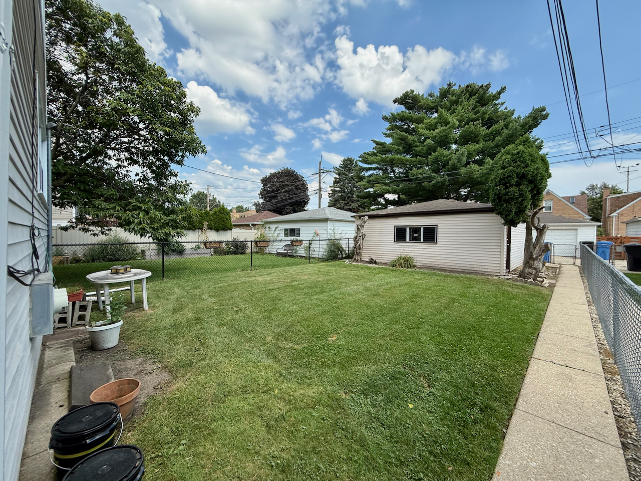 6147 N Meade Avenue 2 Property Photo 21