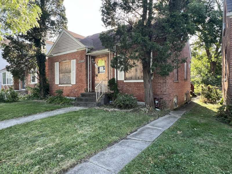 11446 S Homewood Avenue Property Photo 3