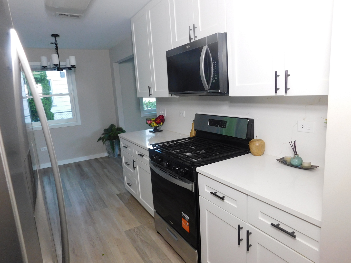 212 N Pinecrest Road Property Photo 3