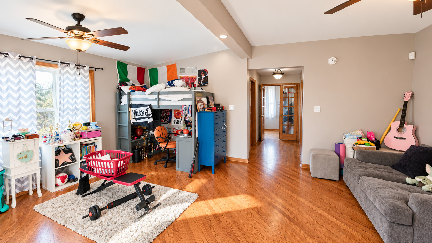 3610 S Emerald Avenue Property Photo 8