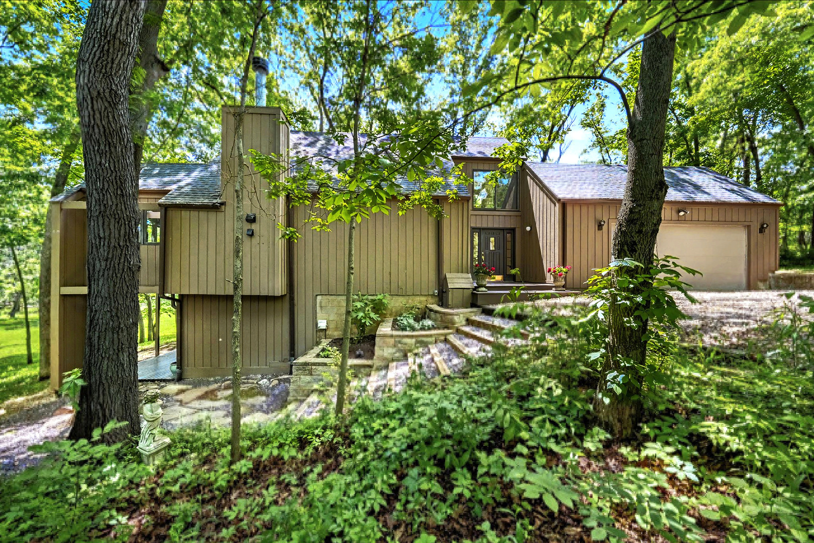 1309 Wildwood Lane Property Photo 3