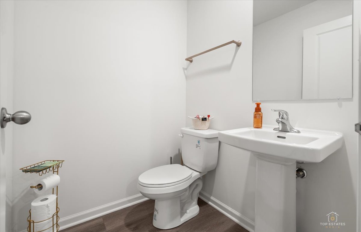 1510 Sequoia Way Property Photo 15