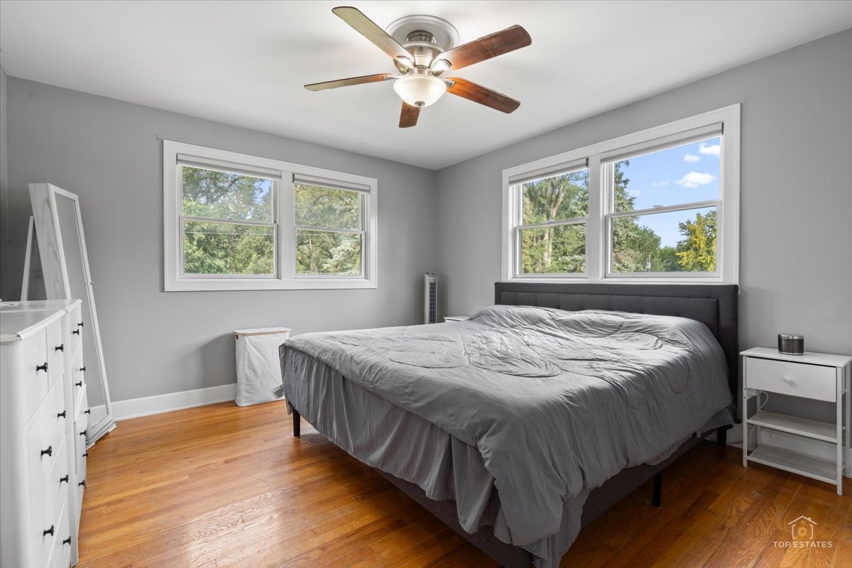 27w501 Williams Street Property Photo 16