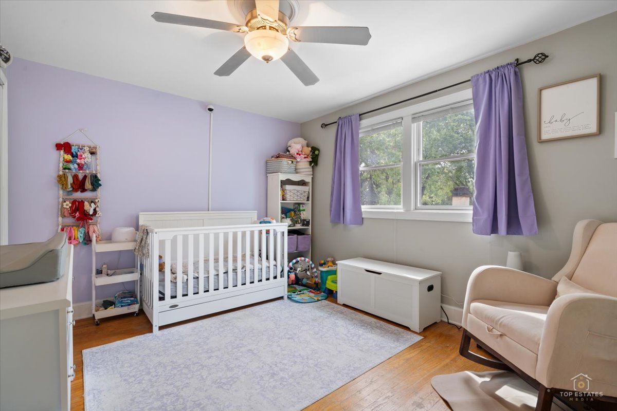 27w501 Williams Street Property Photo 19