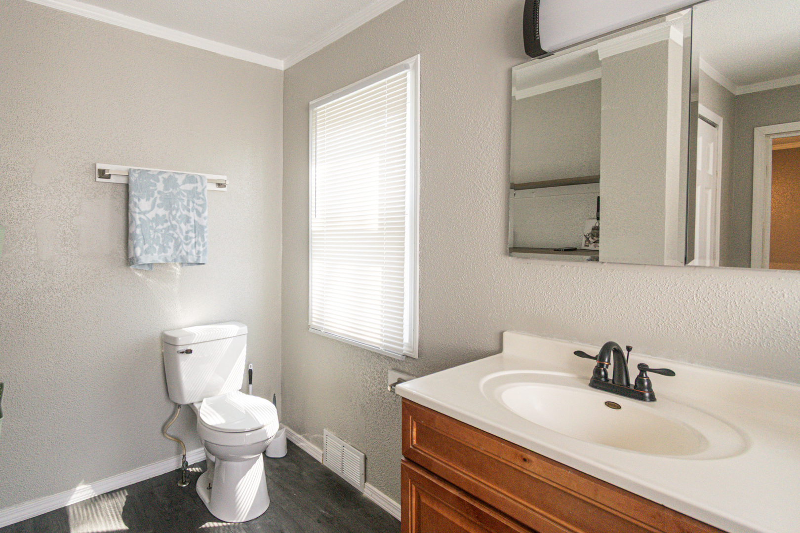 2642 Hanson Street Property Photo 17