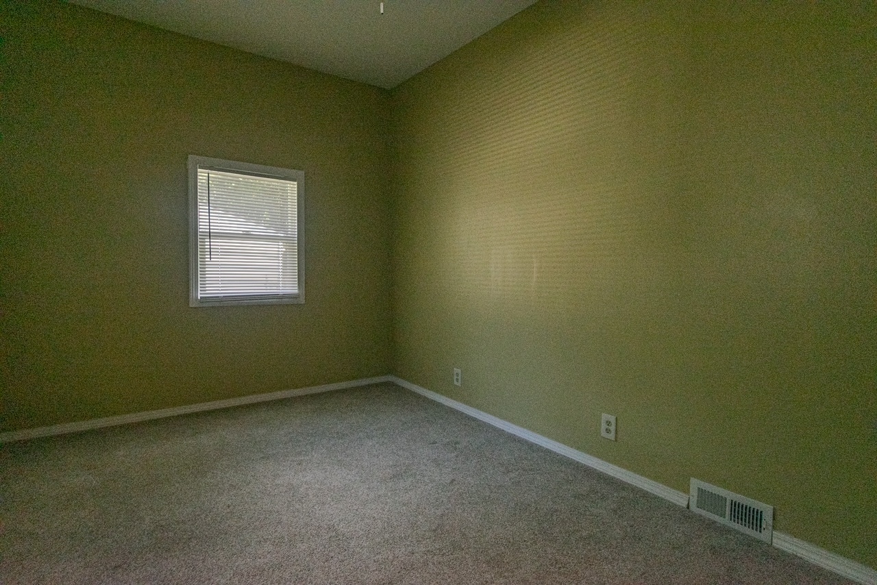 2642 Hanson Street Property Photo 21