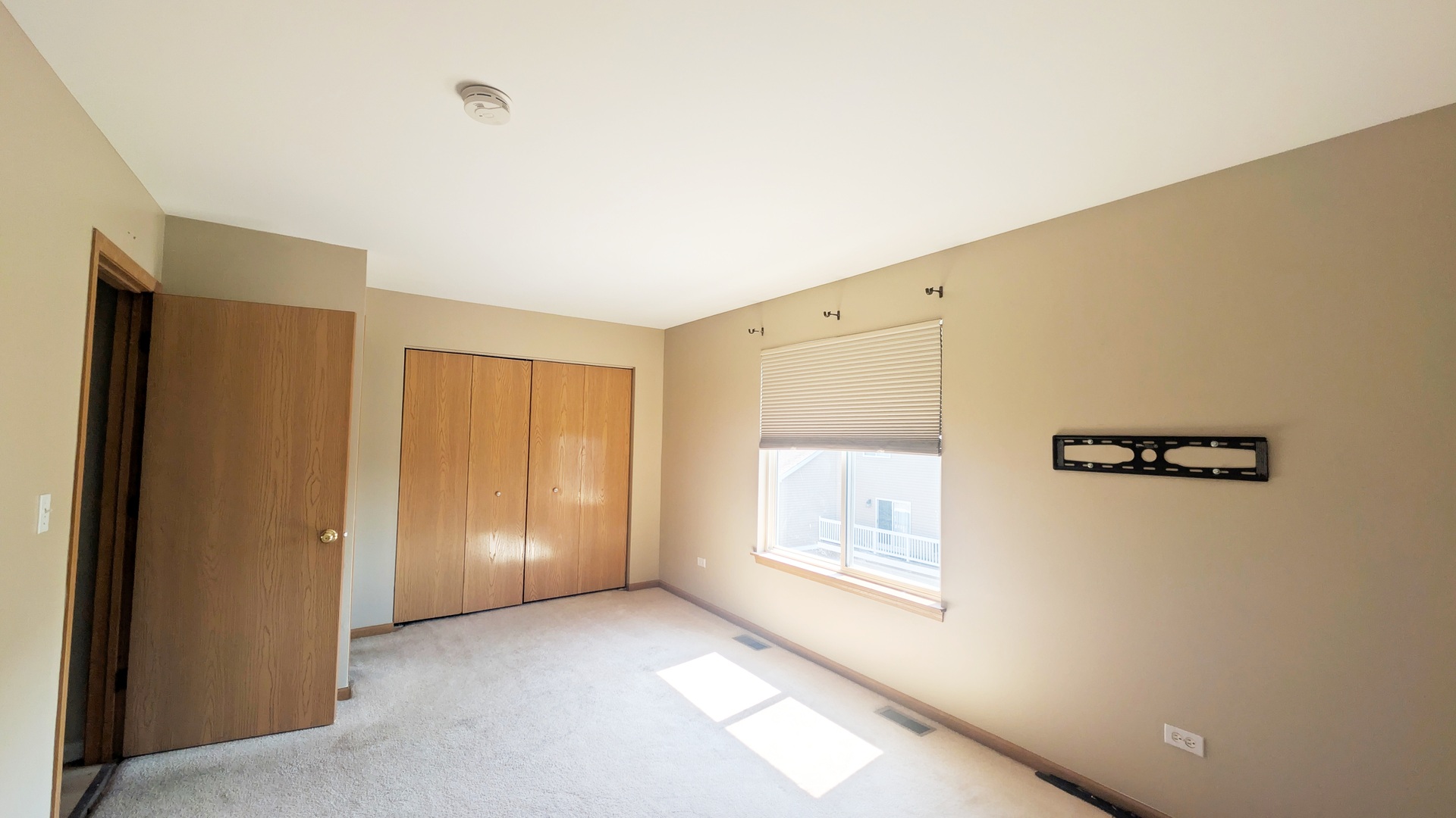 1766 Fieldstone Drive Property Photo 9