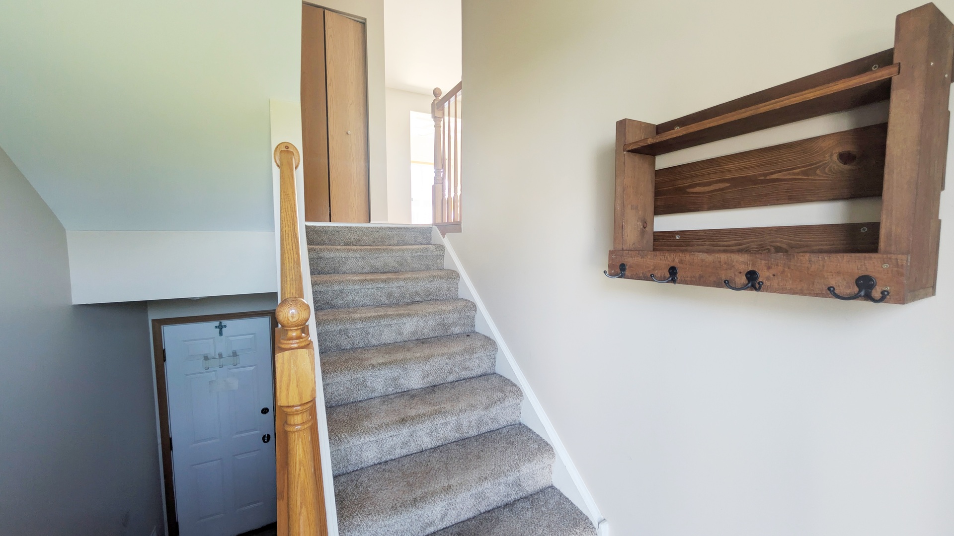 1766 Fieldstone Drive Property Photo 10