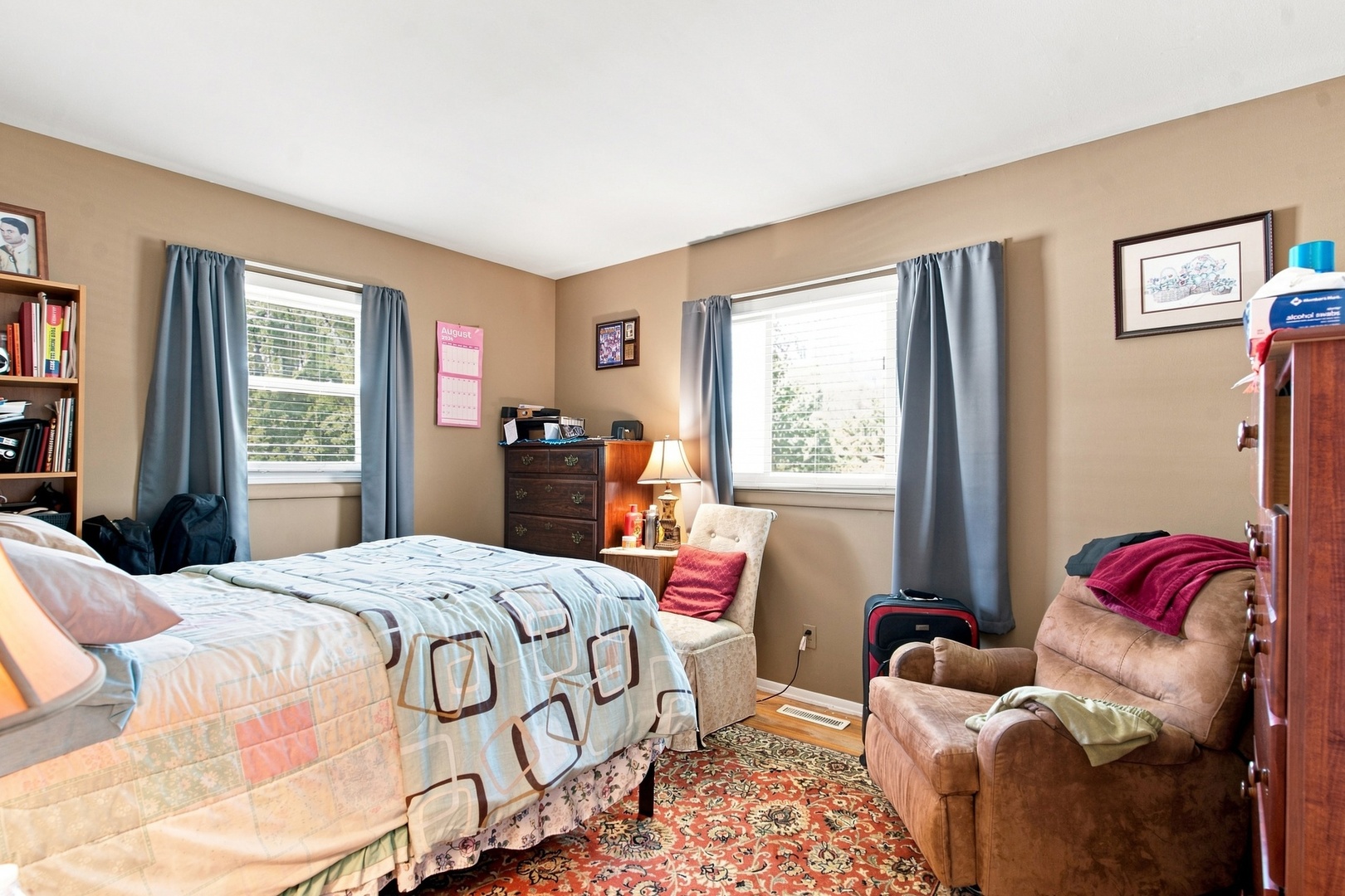 652 Sussex Lane Property Photo 12