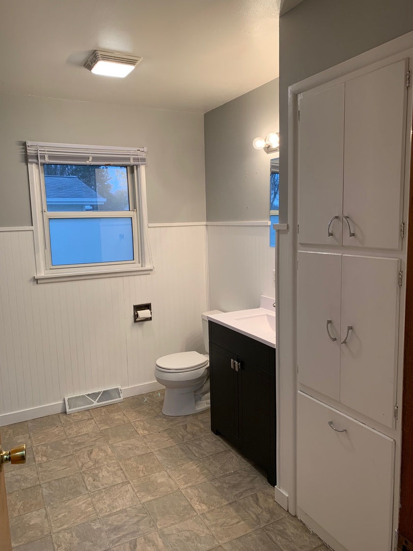 1044 Park Avenue Property Photo 9