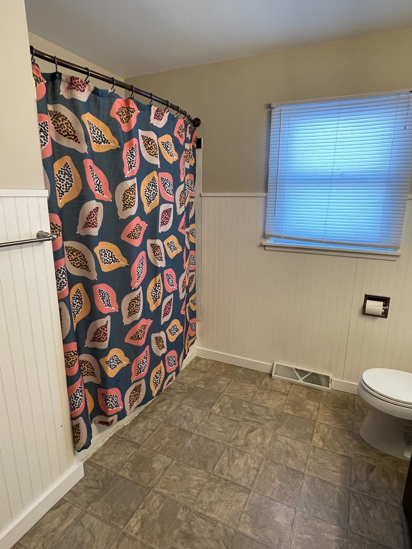 1044 Park Avenue Property Photo 13