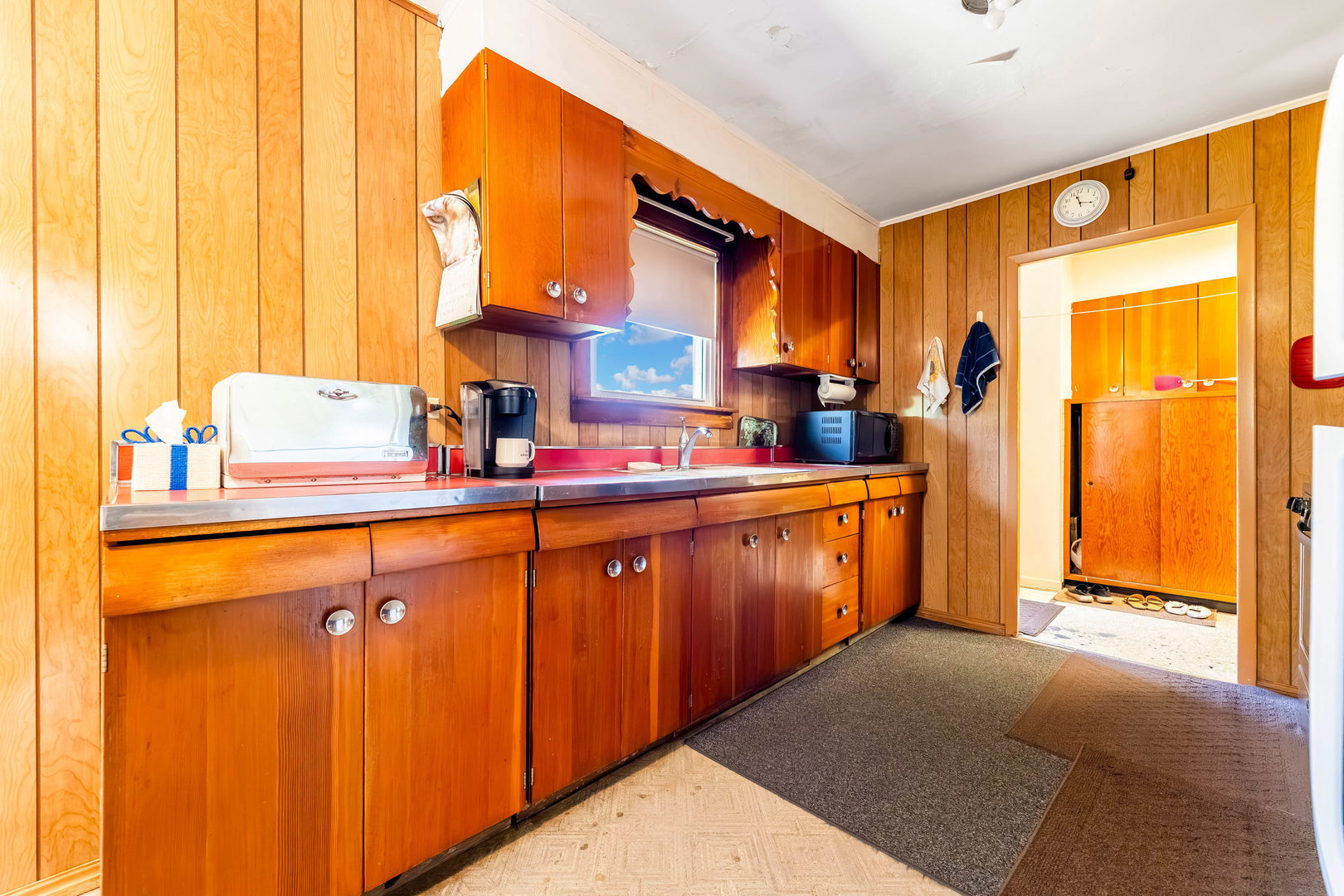 1020 S Fairfield Avenue Property Photo 10