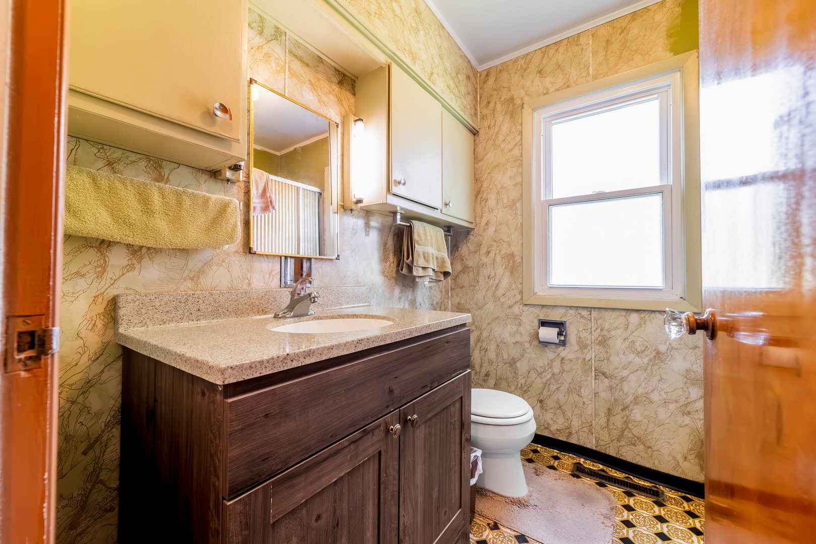 1020 S Fairfield Avenue Property Photo 17