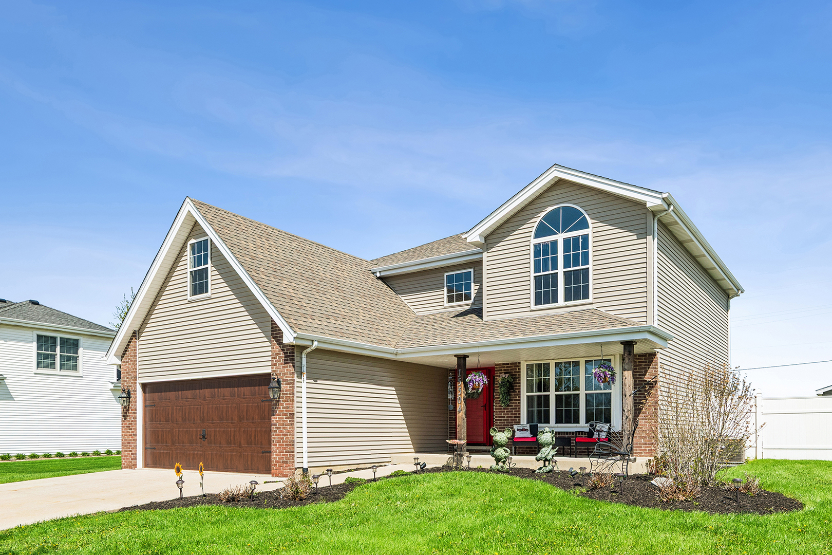 15504 Ridgefield Drive Property Photo 1