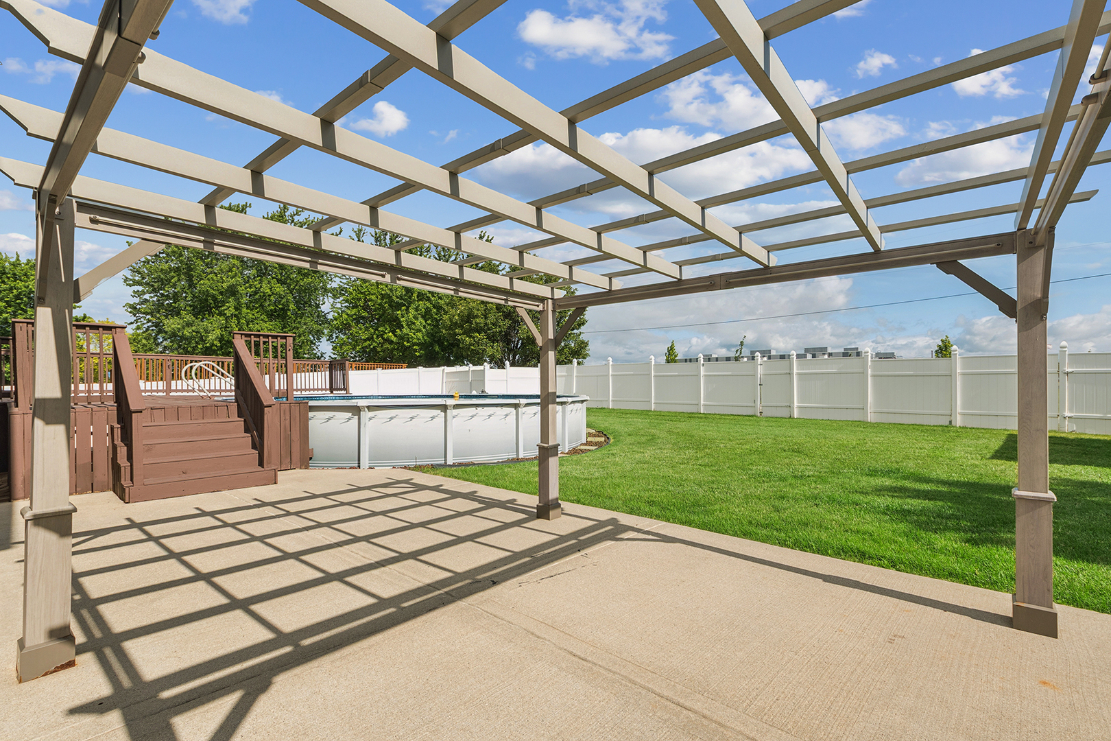 15504 Ridgefield Drive Property Photo 41