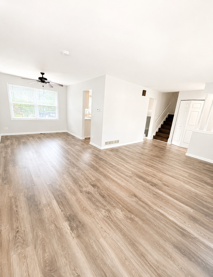 2116 Briar Hill Drive Property Photo 2