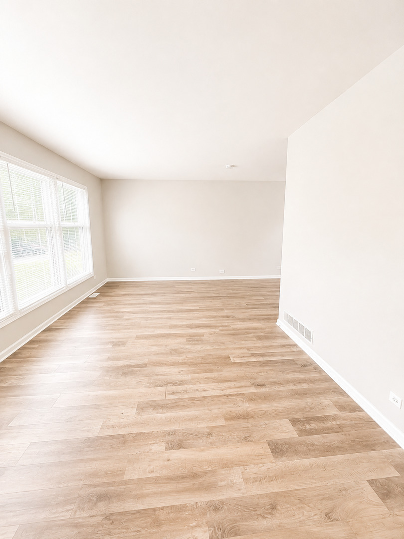 2116 Briar Hill Drive Property Photo 4