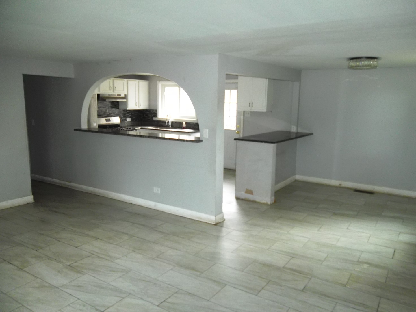 14045 S Claire Boulevard Property Photo 5