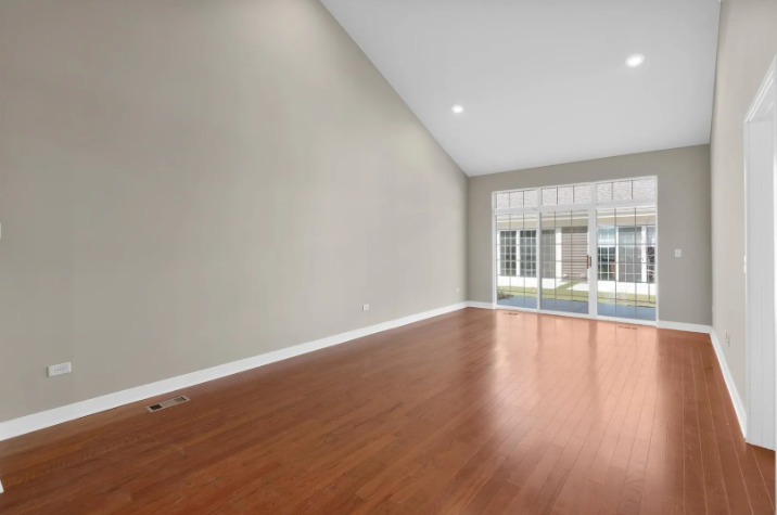 711 Verandah Drive Property Photo 6