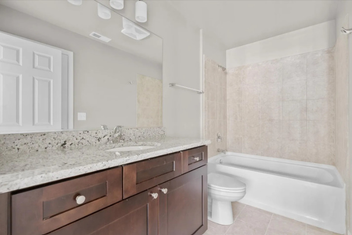 711 Verandah Drive Property Photo 14