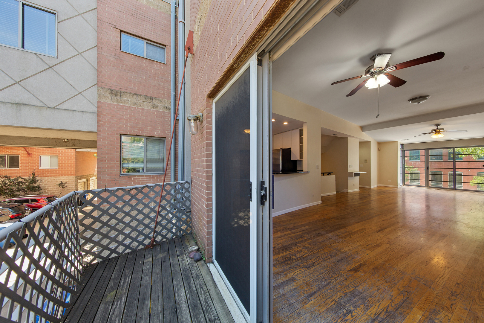 1901 S Clark Street B Property Photo 8