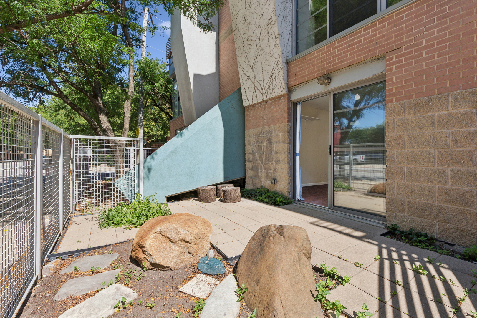1901 S Clark Street B Property Photo 25