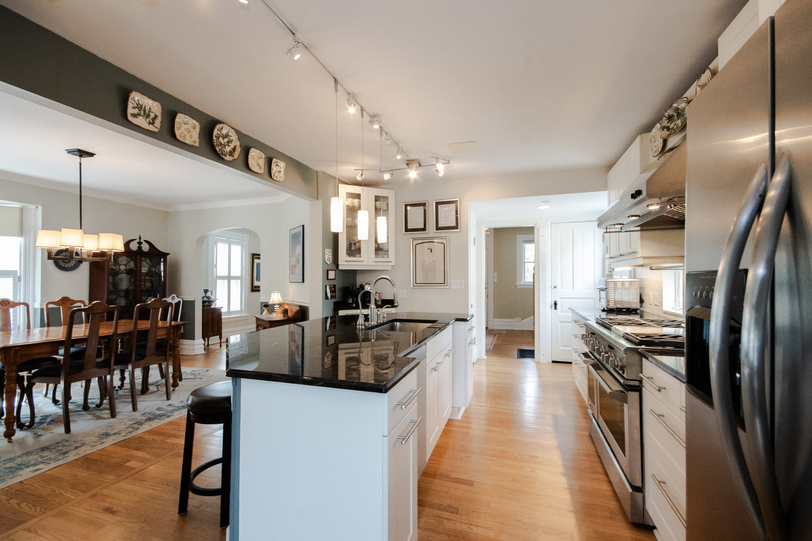 259 S York Street Property Photo 14