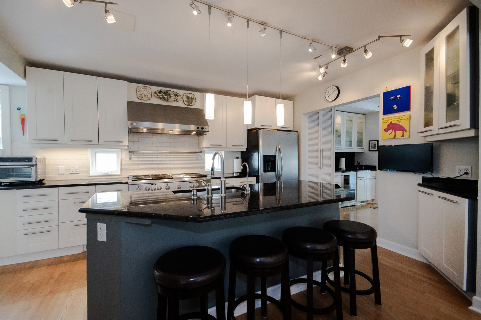259 S York Street Property Photo 15