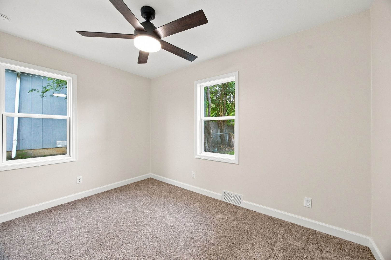36891 N Carol Lane Property Photo 31