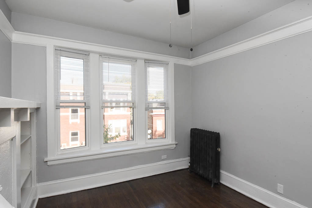 1251 W Rosemont Avenue 3 Property Photo 6