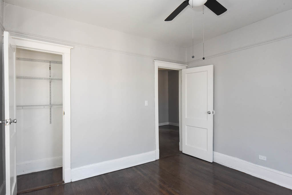 1251 W Rosemont Avenue 3 Property Photo 11