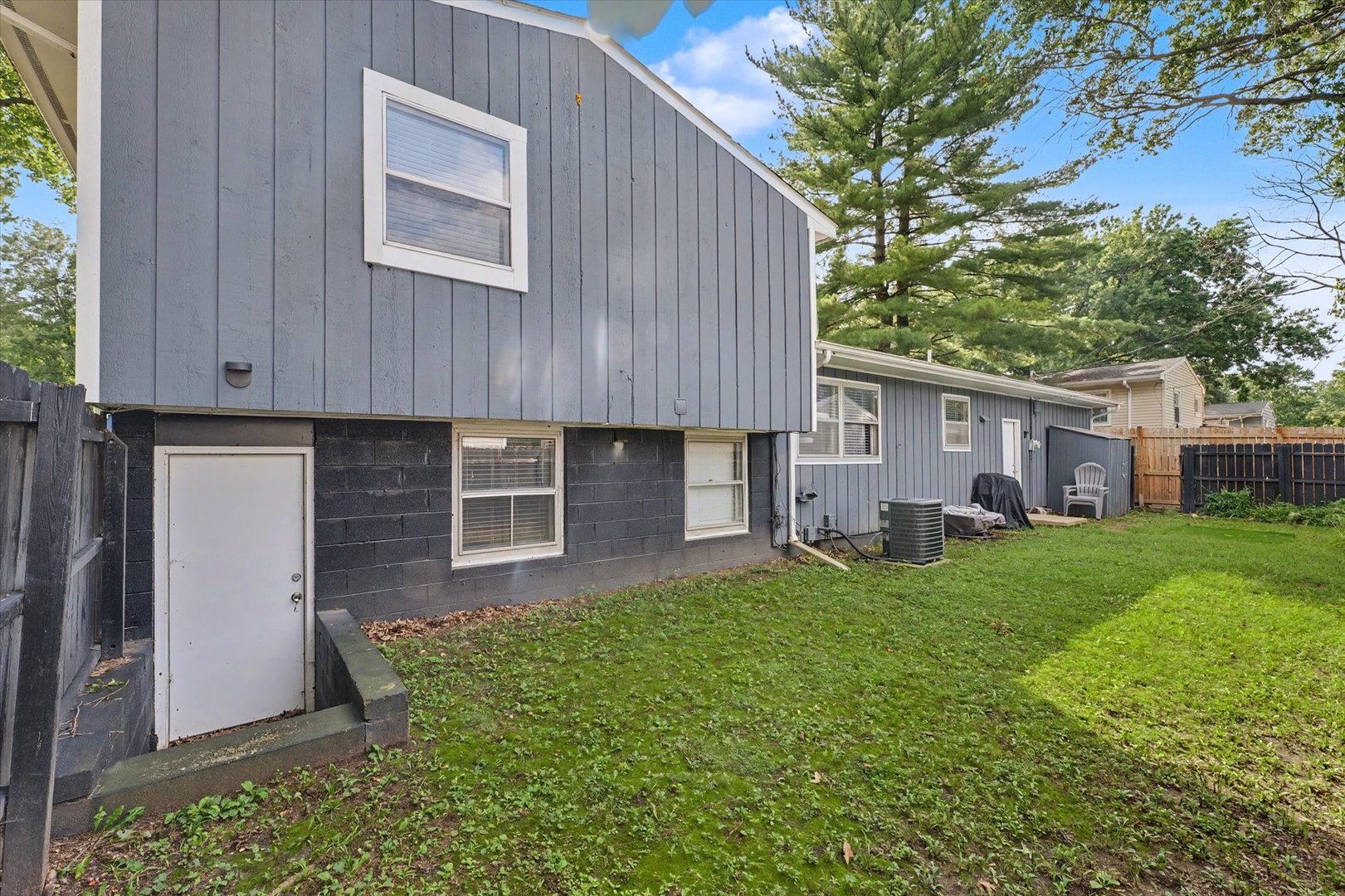 1906 Winchester Drive Property Photo 33