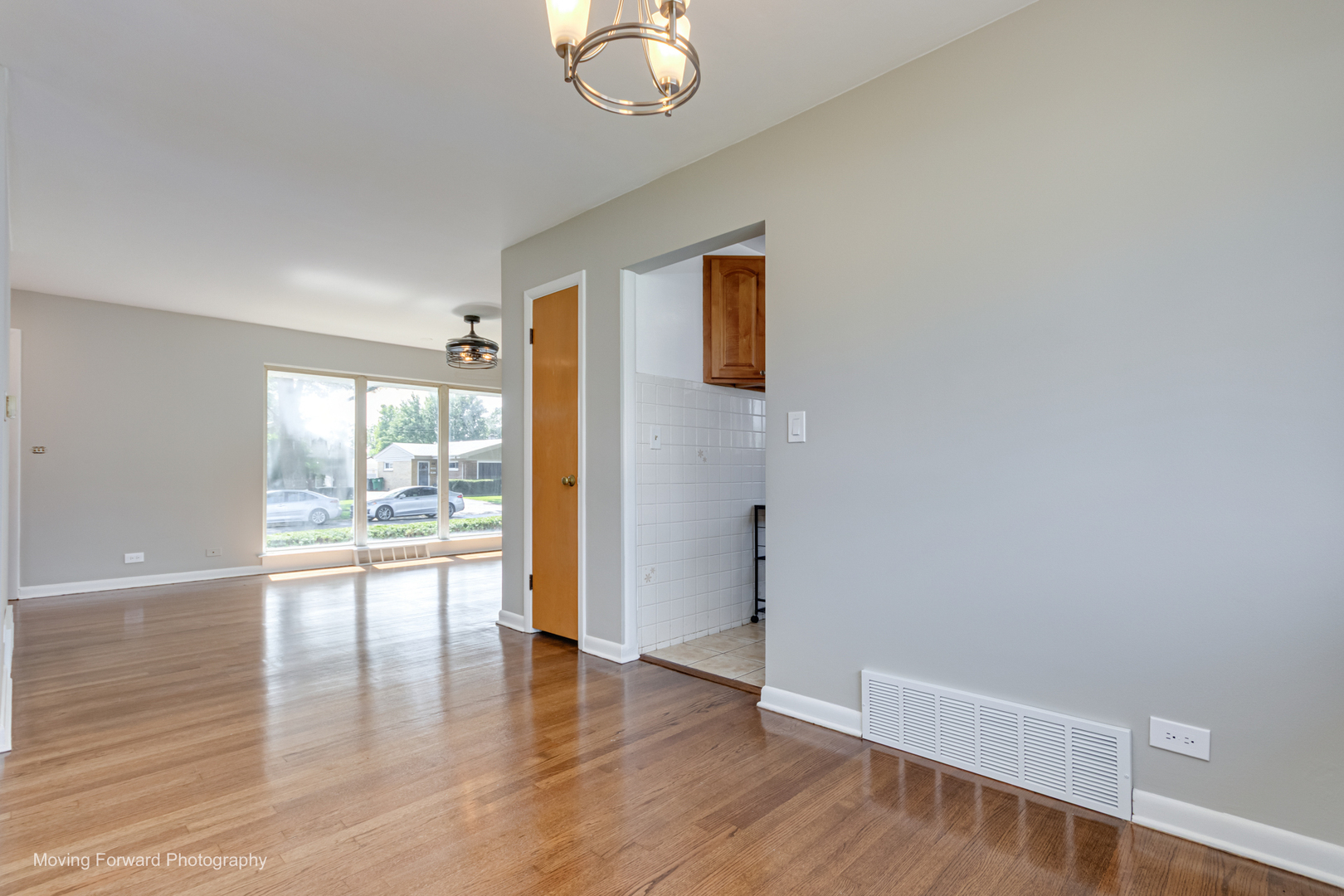 10830 Hastings Street Property Photo 7